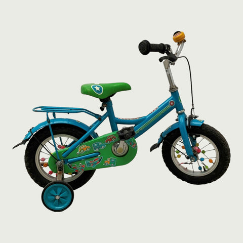 12.5 - BikeFlip, kinderfiets, 12 inch, groen, blauw, fiets, auto vrachtwagen thema, spaakkralen, zijwieltjes, handrem