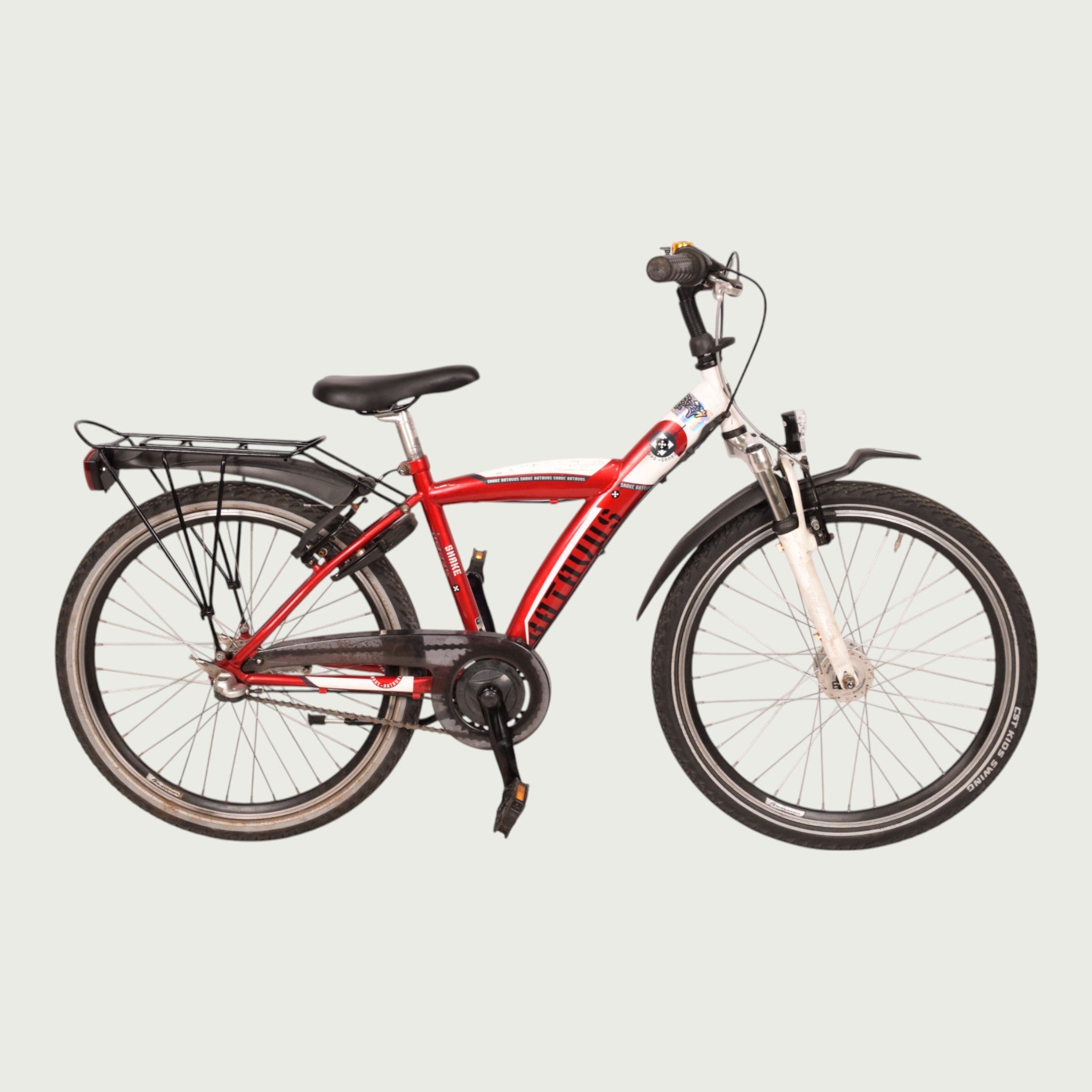 Batavus Snake 24-inch bike in red for 9- and 10-year-olds