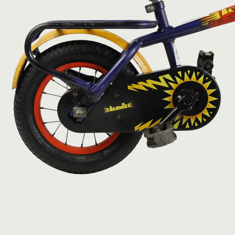 12.47 - BikeFlip, kinderfiets, 12 inch, rode fiets, terugtraprem, geen versnellingen, kabelslot, stevig, lichtgewicht