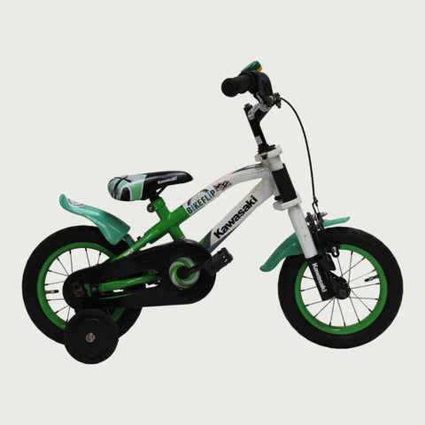12.37 - BikeFlip, Kawasaki fiets, 12 inch, fiets, wit groen zwart fiets, terugtraprem, handrem, zijwieltjes, stoer