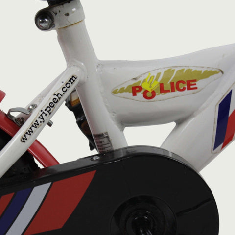 12.10 - BikeFlip, Blauw wit rode fiets, Kabelslot, Terugtraprem en handrem