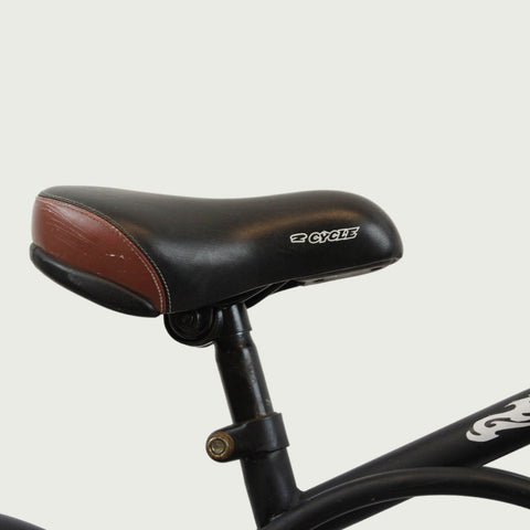 14.26 - BikeFlip, 14 inch fiets, zwarte cruiser, terugtraprem, geen versnellingen, kabelslot, kinderfiets