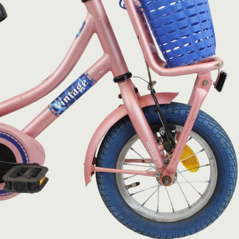 12.144 - BikeFlip, 12 inch kinderfiets, roze vintage fiets, Frozen mandje, coole kinderfiets, terugtraprem, handrem, ringslot