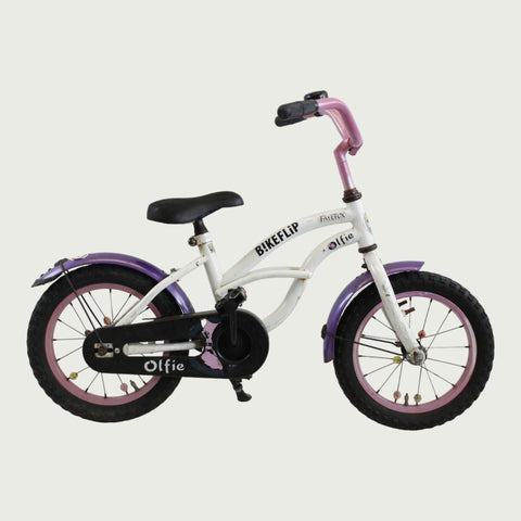 14.15 - BikeFlip, 14 inch kinderfiets, Olfie fiets, terugtraprem, handrem, kabelslot, wit met paarse velgen en roze fiets