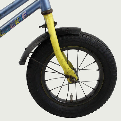 12.74 - BikeFlip, 12 inch kinderfiets, blauw fiets, Loekie, terugtraprem, kabelslot, stevig, stijlvol, geschikt voor beginner