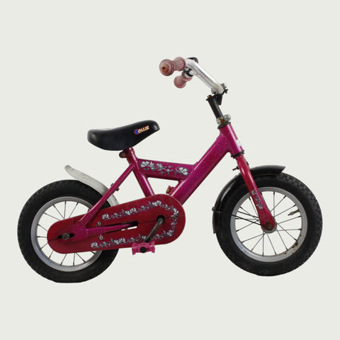 12.1 - BikeFlip, kinderfiets, 3-4 jaar fiets, Levendige roze kleur, vrolijke bloem accenten, zijwieltjes op voorraad, comfort