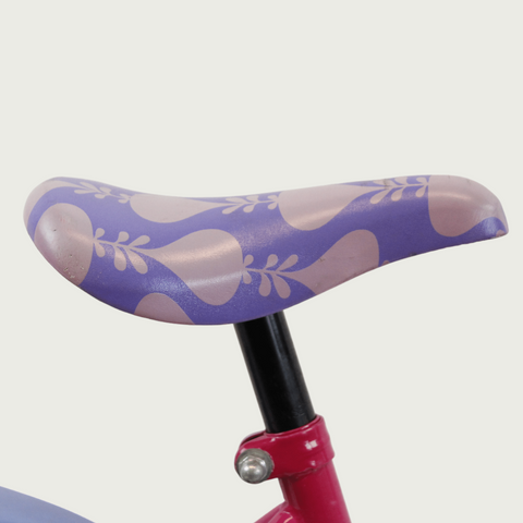 14.28 - BikeFlip, 14 inch fiets, kleurrijke fiets, mandje voorop, terugtraprem, handrem, geen versnellingen, kabelslot