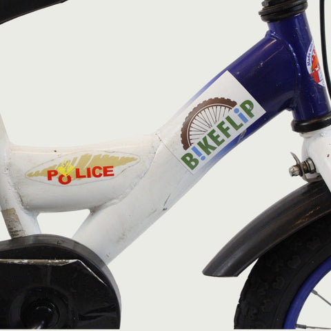 12.86 - BikeFlip, 12 inch kinderfiets, politiefiets, lichtsirene, blauw, terugtraprem, handrem, kabelslot, stoer, avontuur