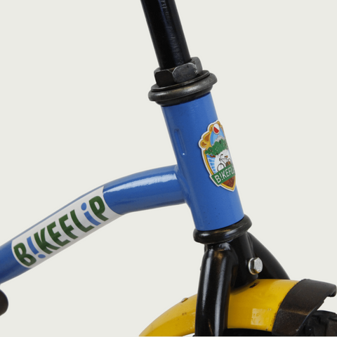 12.52 - BikeFlip, kinderfiets, 12 inch, blauw, rood, geel, hoog stuur, hoog zadel, terugtraprem, kabelslot, zijwieltjes