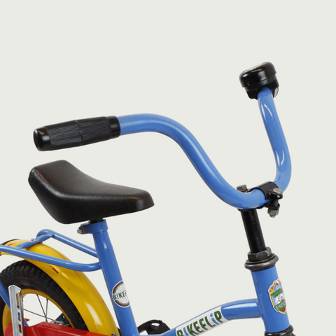 12.52 - BikeFlip, kinderfiets, 12 inch, blauw, rood, geel, hoog stuur, hoog zadel, terugtraprem, kabelslot, zijwieltjes
