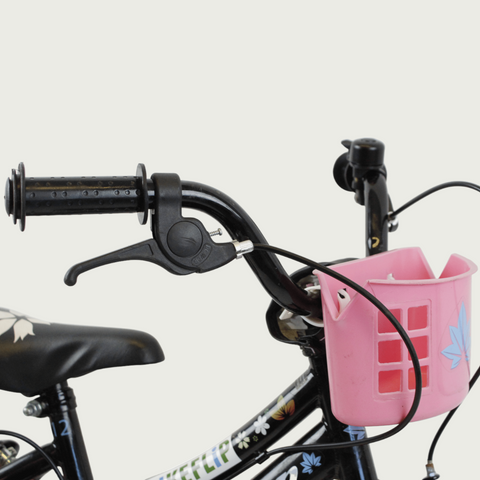 12.126 - BikeFlip, 12 inch kinderfiets, Frieda fiets, zwart roze kinderfiets, bloemetjes fiets, terugtraprem, handrem,