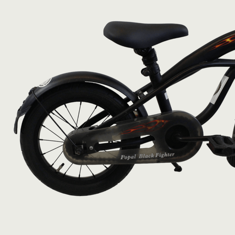 14.10 - BikeFlip, 14 inch kinderfiets, zwart, vlammen design, terugtraprem, handrem, kabelslot, stoer,  geen versnellingen