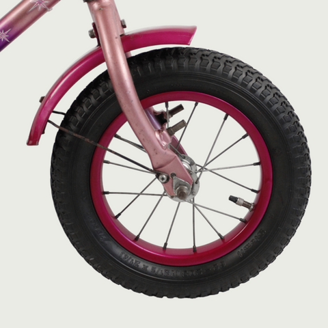 12.97 - BikeFlip, 12 inch kinderfiets, paars, terugtraprem, geen versnellingen, kabelslot, prinsessen thema, vrolijk