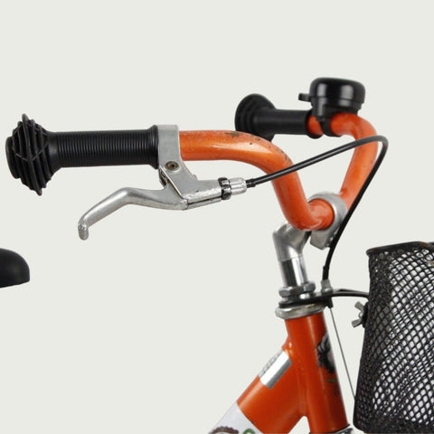 12.12, BikeFlip, 12 inch oranje gele kinderfiets, terugtraprem, handrem, geen versnellingen, kabelslot, gebruikt mandje