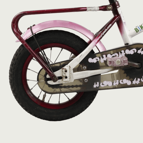 12.3 - BikeFlip, 12 inch roze kinderfiets, kleurrijk design, terugtraprem, handrem, kabelslot, optionele zijwieltjes