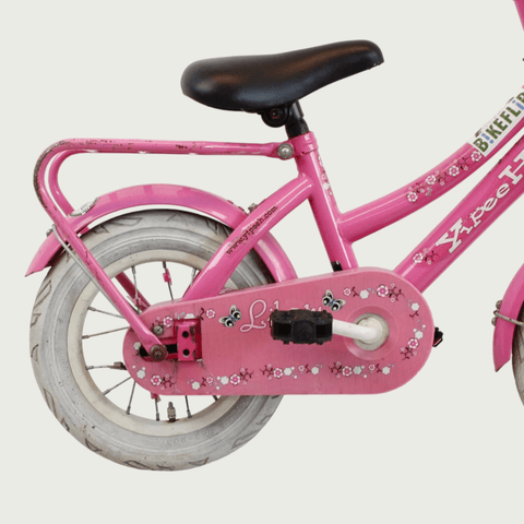 12.95 - BikeFlip, 12 inch kinderfiets, roze fiets, terugtraprem, handrem, geen versnellingen, kabelslot, stoer, avontuurlijk