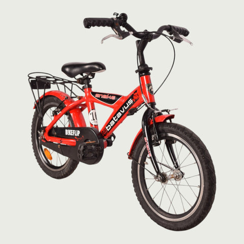 Deze fiets met vierkante wielen is een technisch wonder Deze fiets met vierkante wielen is een technisch wonder