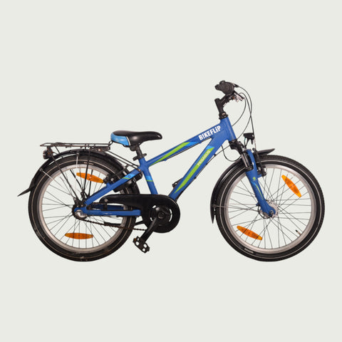Pegasus mountain bike 20 inch in blue - Ages 7 and 8