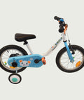 14.35 - BikeFlip 14 inch fiets, witte B-Twin kinderfiets, handremmen, geen versnellingen, kabelslot, beren kettingbeschermer.