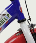 12.10 - BikeFlip, Blauw wit rode fiets, Kabelslot, Terugtraprem en handrem