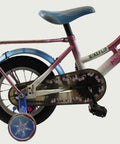 12.35 - BikeFlip, 12 inch, kinderfiets, roze, wit, blauw, spaakkralen, terugtraprem, handrem, geen versnellingen, kabelslot