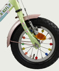 12.79 - BikeFlip, 12 inch kinderfiets, lichtgroen en blauw fiets, terugtraprem, handrem, kabelslot, stoer, creatief design