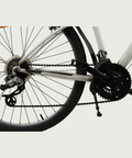 26.13 - BikeFlip, 26 inch sportfiets, derailleur, handremmen, kabelslot, vaste verlichting, wit fiets