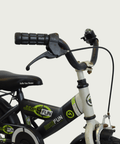 12.176 - BikeFlip, kinderfiets, 12 inch fiets, veelkleurige fiets, terugtraprem, handrem, kabelslot, kinderfiets veelkleurig