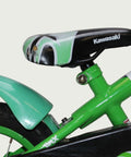 12.37 - BikeFlip, Kawasaki fiets, 12 inch, fiets, wit groen zwart fiets, terugtraprem, handrem, zijwieltjes, stoer