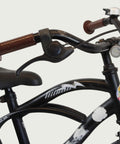 12.38 - BikeFlip, 12 inch, zwarte fiets, spaakkralen, terugtraprem, handrem, geen versnellingen, kabelslot, zijwieltjes